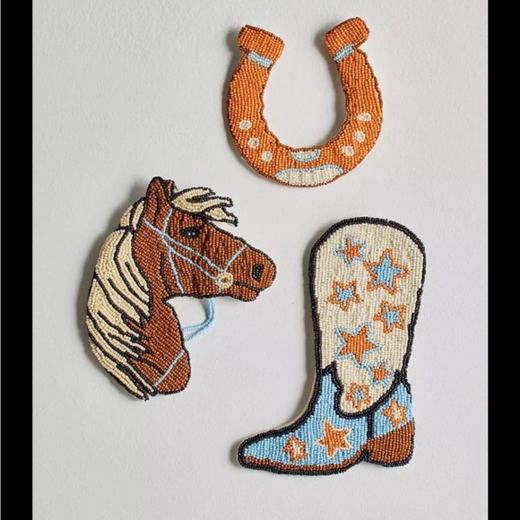 Urban Outfitters Other - UO Western Icon Beaded Wall Hanging Set